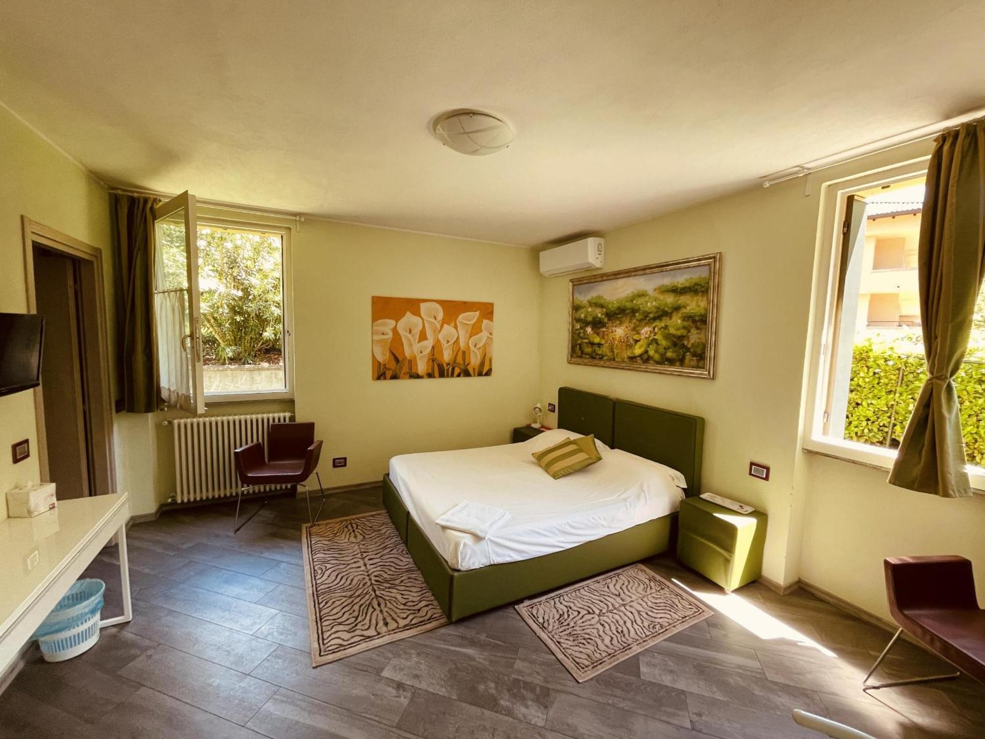 Montebello Lecco Cameră foto